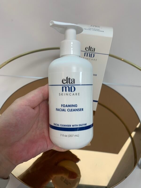 Elta MD 7 Fl .Oz 207ml Moisturizer Facial Kit with Daily Foaming Facial Cleanser, Gentle for Sensitive Skin