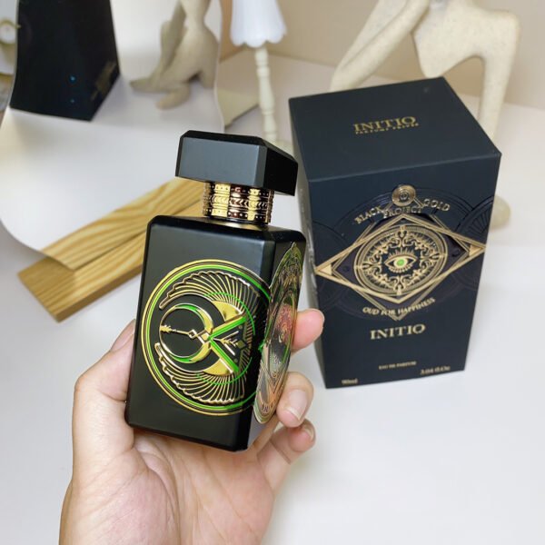 mmexport1695431244759 INITIO PARFUMS PRIVÉS - Oud for Greatness Happiness - 3.04 Fl Oz - Eau De Parfum Unisex - Main notes Natural Oud Wood, Agarwood Oil, Lavender, Saffron, Patchouli, Musk - 90ml